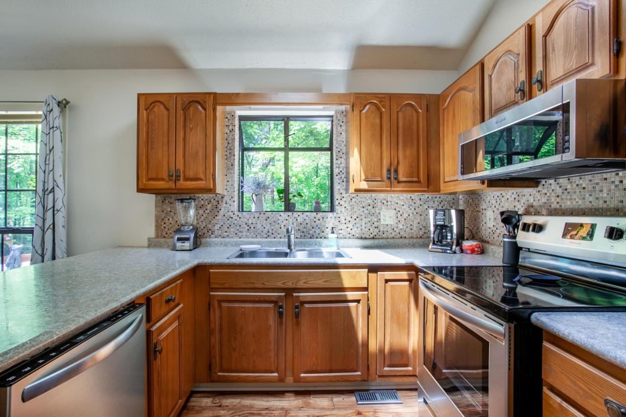 Little Cub Cottage - Mtn Views & Community Pools Gatlinburg Eksteriør bilde