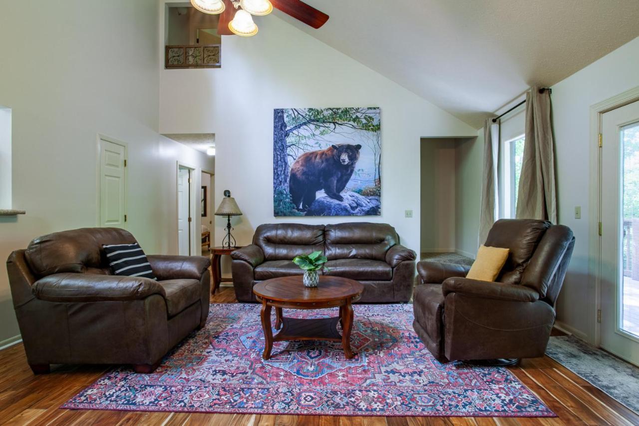 Little Cub Cottage - Mtn Views & Community Pools Gatlinburg Eksteriør bilde