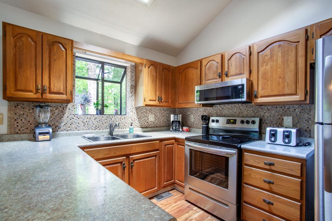 Little Cub Cottage - Mtn Views & Community Pools Gatlinburg Eksteriør bilde